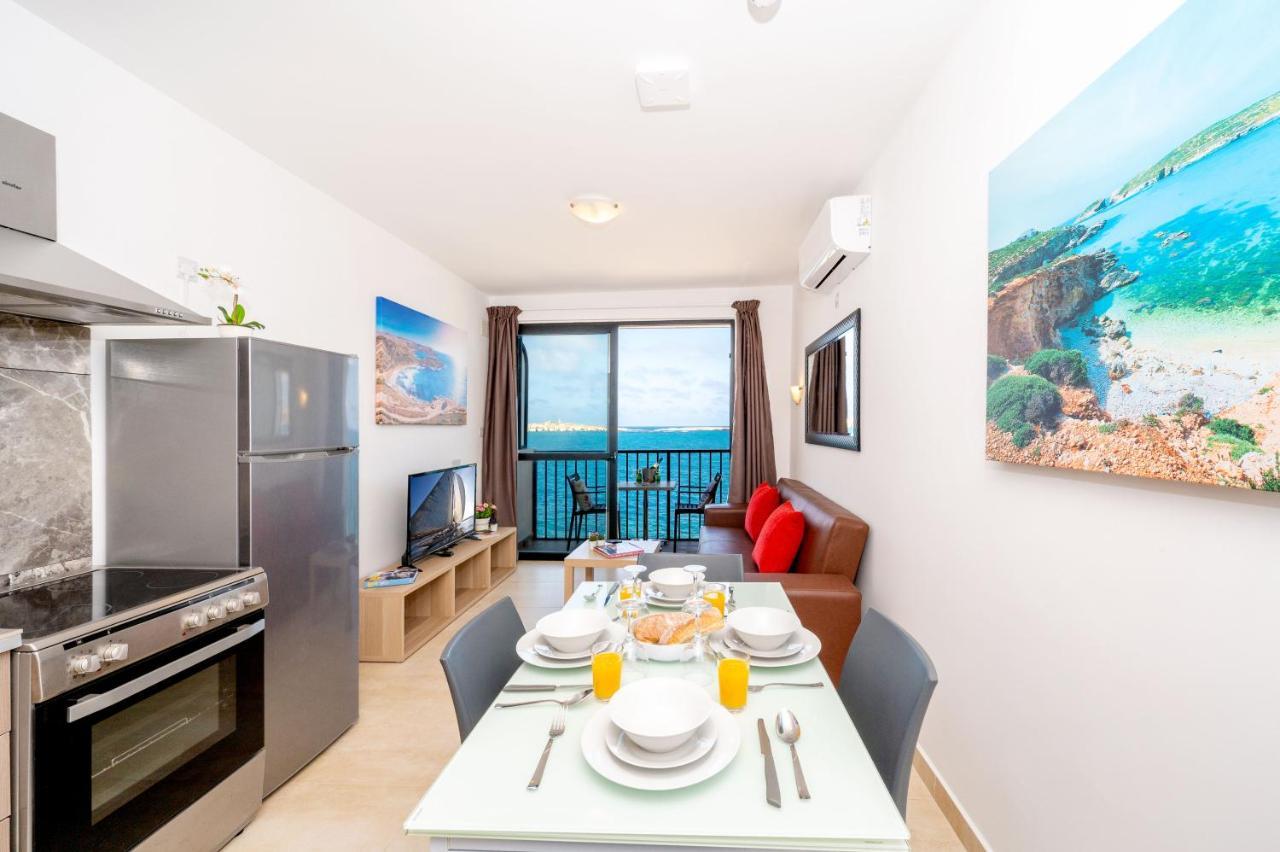Islet Promenade Seafront 1 Bedroom Apartment With Sea View Balcony By Getawaysmalta St. Paul's Bay Exterior foto